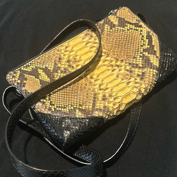 Genuine python! - Picture 1 of 4